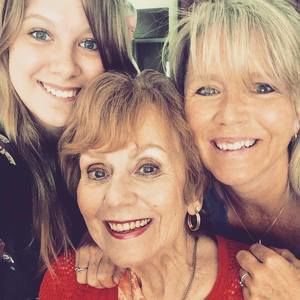 Meet your Posher, Maddie